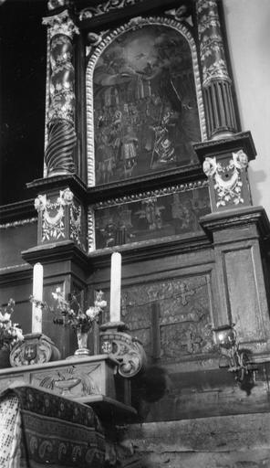 Retable, tableaux (2) : Scènes de la vie de saint Maurice, travée droite du retable, bois sculpté, peint, doré - © Ministère de la Culture (France), Médiathèque du patrimoine et de la photographie (objets mobiliers), tous droits réservés