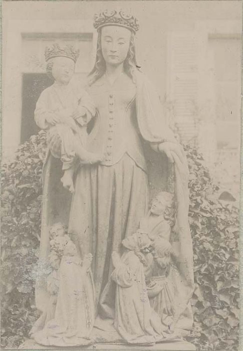groupe sculpté : Vierge de Miséricorde - © Ministère de la Culture (France), Médiathèque du patrimoine et de la photographie, diffusion RMN-GP