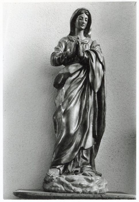 statue : Vierge