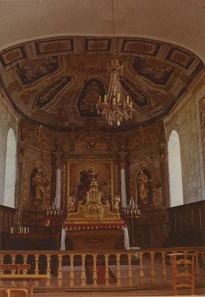 Autel, gradin, tabernacle, exposition, 2 statues (maître-autel) : anges adorateurs