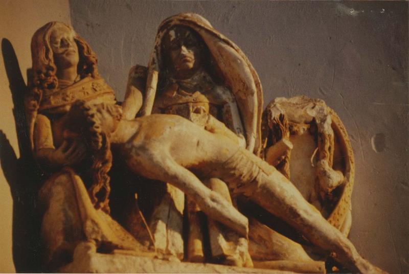 Statue : Pietà