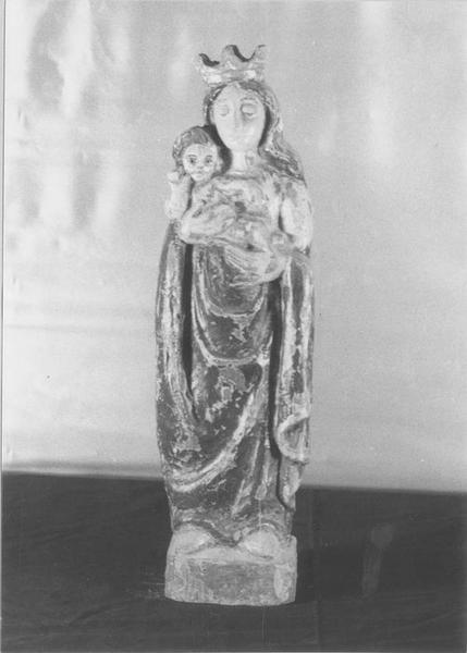 statue du tabernacle du maître-autel : Vierge à l'enfant, vue générale