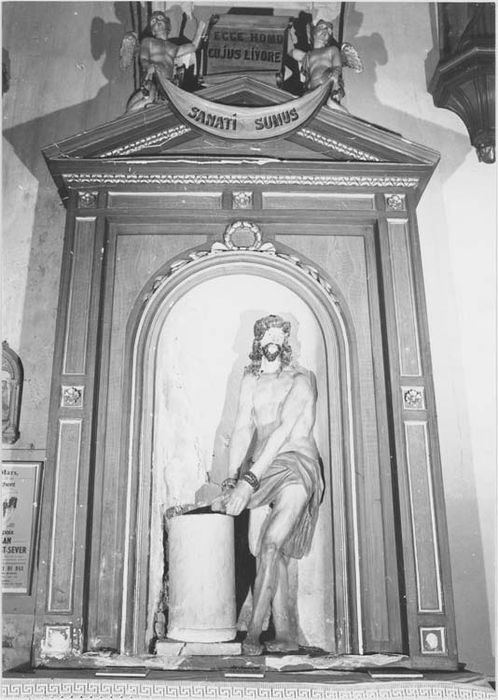 Sculpture : Christ à la colonne