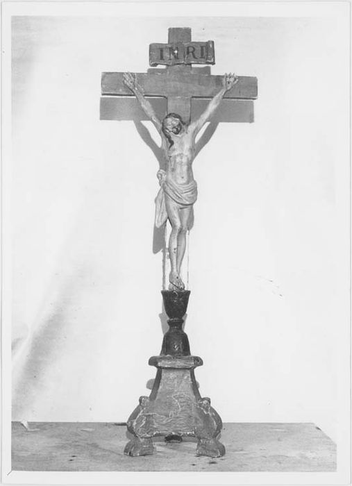 Croix de sacristie