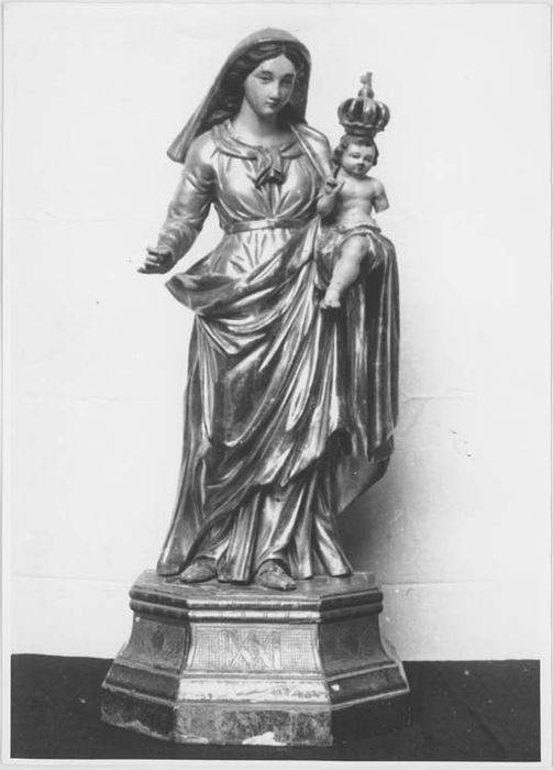 Statue : Vierge à l'Enfant