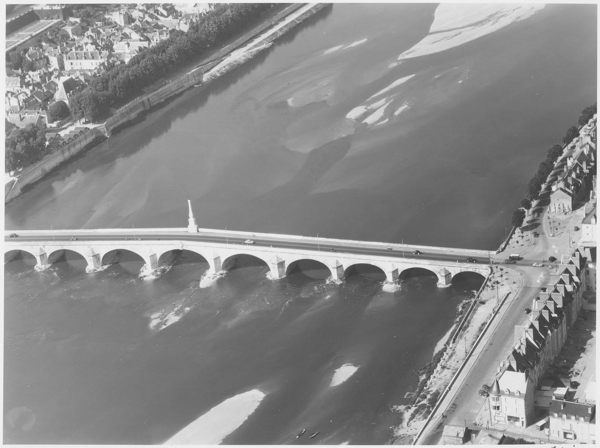 Pont Jacques-Gabriel sur la Loire