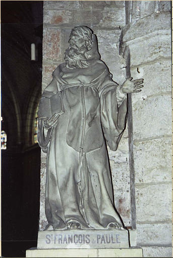 Statue : saint François de Paule