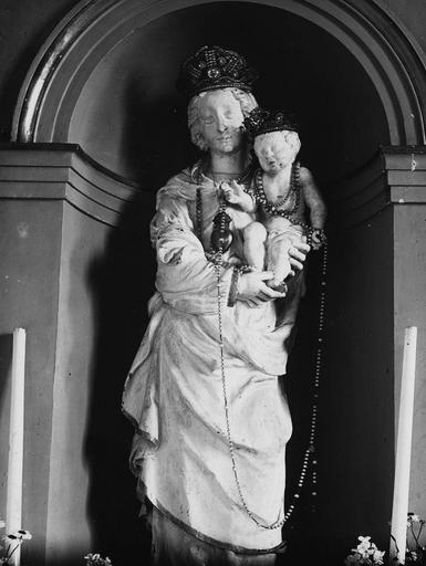 statue : Vierge à l'Enfant