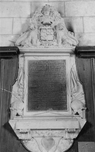 plaque funéraire de Michel de Verthamon - © Ministère de la Culture (France), Médiathèque du patrimoine et de la photographie (objets mobiliers), tous droits réservés