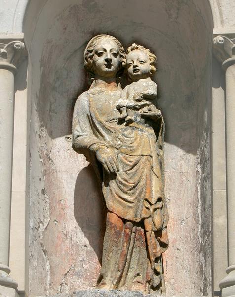 statue : Vierge à l'Enfant