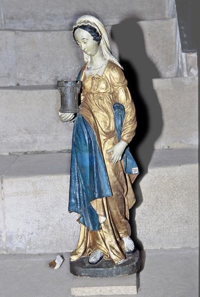 Statue : sainte Barbe