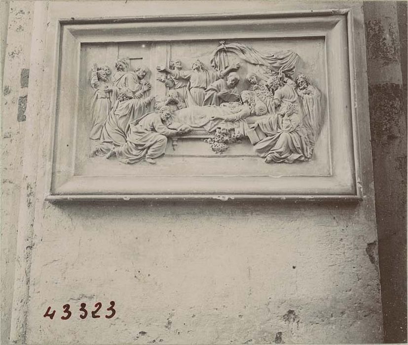 bas-relief : la Mort de la Vierge