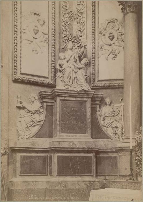 monument à la mémoire de Gaston de France, duc d'Orléans