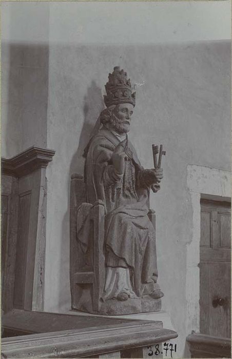 statue : saint Pierre