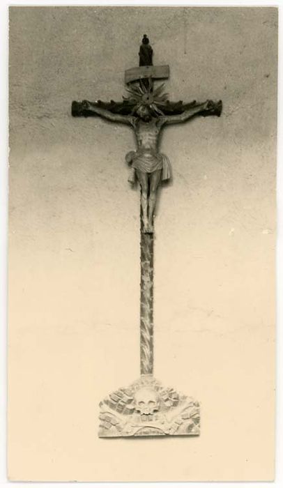 croix (crucifix)