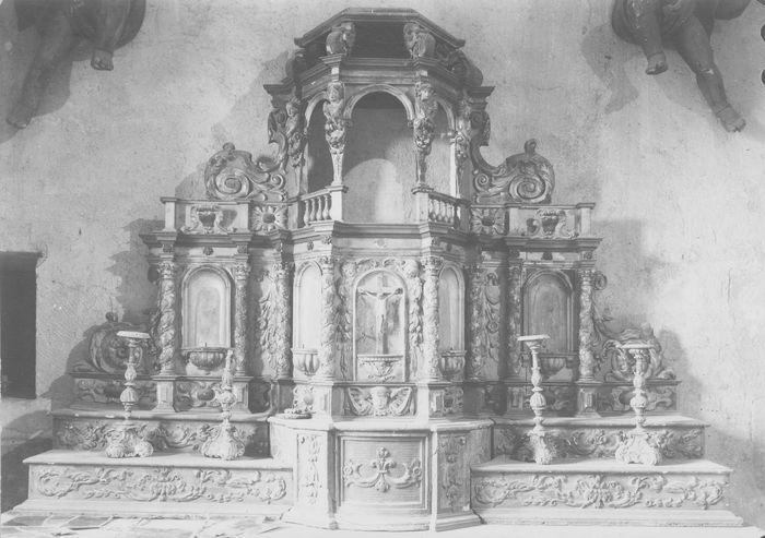 retable, chandeliers (4), vue générale