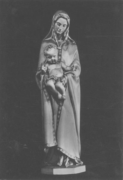 Statue : Vierge à l'enfant, vue générale