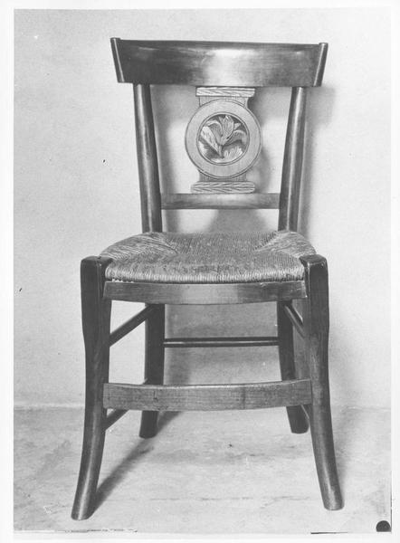 chaise, vue générale - © Ministère de la Culture (France), Médiathèque du patrimoine et de la photographie (objets mobiliers), tous droits réservés