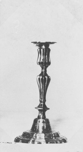 chandelier, vue générale - © Ministère de la Culture (France), Médiathèque du patrimoine et de la photographie (objets mobiliers), tous droits réservés