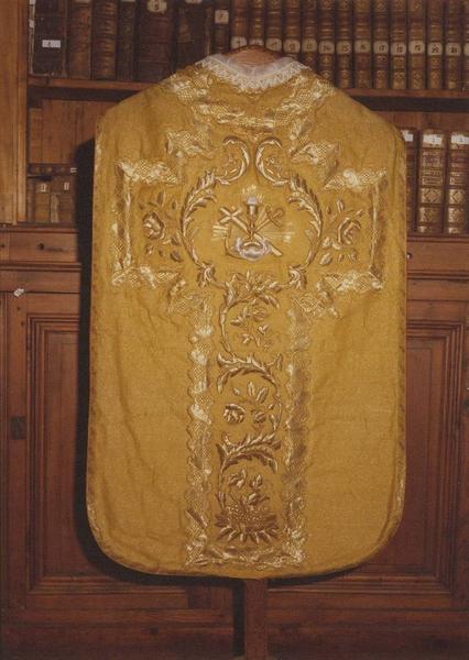 Chasuble, étole, manipule