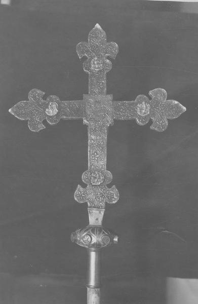 croix de procession, vue générale