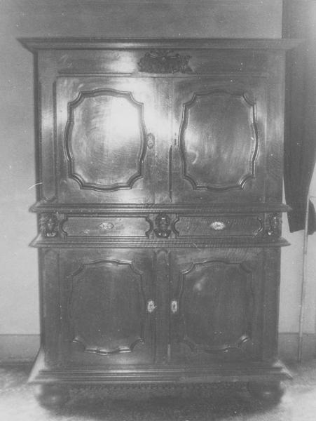 armoire, vue générale