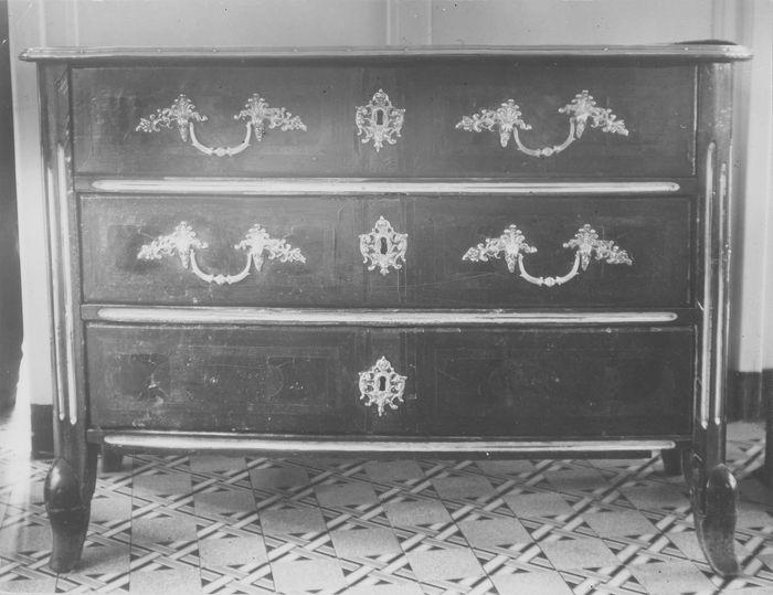 commode, vue générale