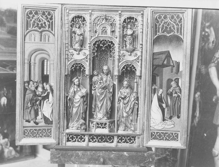 triptyque : le Mariage de la Vierge, la Nativité (volets), 3 statuettes : Vierge à l'enfant, Sainte Catherine, Sainte Barbe, vue générale