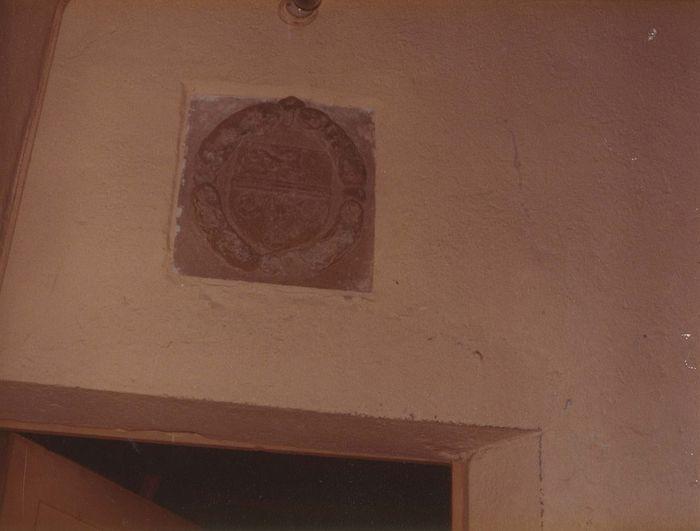 bas-relief : saint Jérôme, revers : armoiries sculptées, vue générale - © Ministère de la Culture (France), Médiathèque du patrimoine et de la photographie (objets mobiliers), tous droits réservés