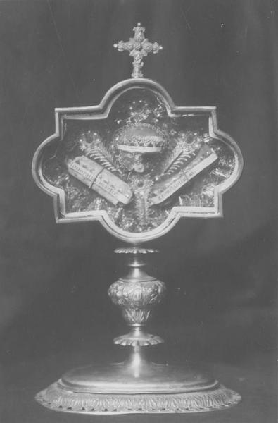 reliquaire pédiculé, vue générale - © Ministère de la Culture (France), Médiathèque du patrimoine et de la photographie (objets mobiliers), tous droits réservés