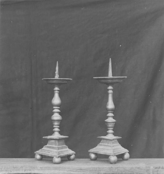chandeliers d'autel, vue générale - © Ministère de la Culture (France), Médiathèque du patrimoine et de la photographie (objets mobiliers), tous droits réservés
