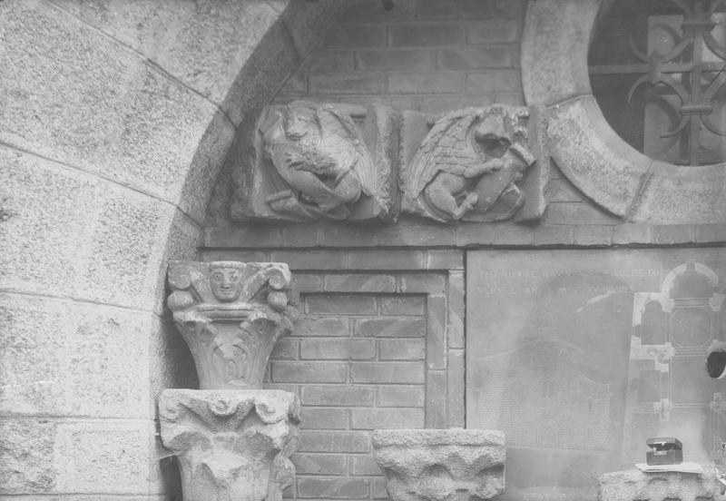 culs-de-lampe : le lion de l'évangéliste saint Marc, le boeuf de l'évangéliste saint Luc, vue générale
