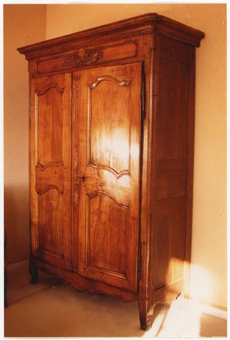 Armoire