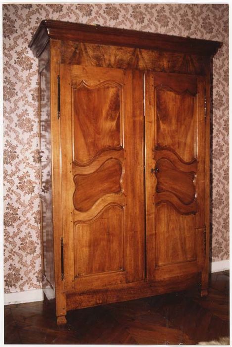 Armoire