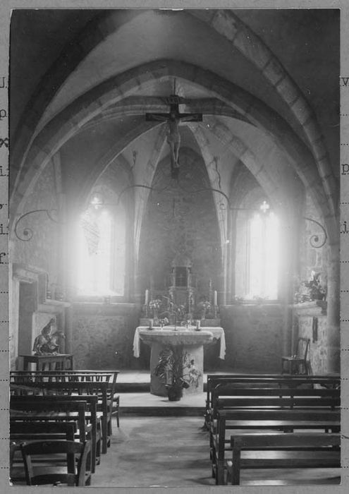 poutre de gloire et statue : Christ en croix