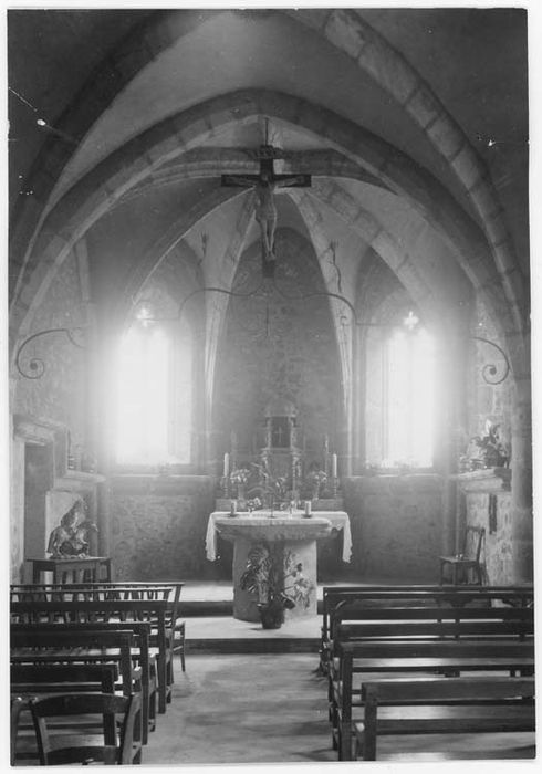 poutre de gloire et statue : Christ en croix