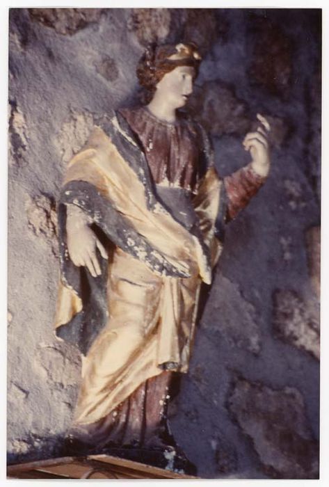 statue : Sainte