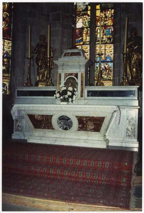 Autel (maître-autel) et tabernacle