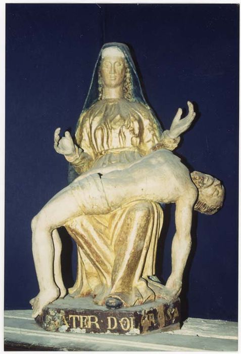 Groupe sculpté : Vierge de Pitié