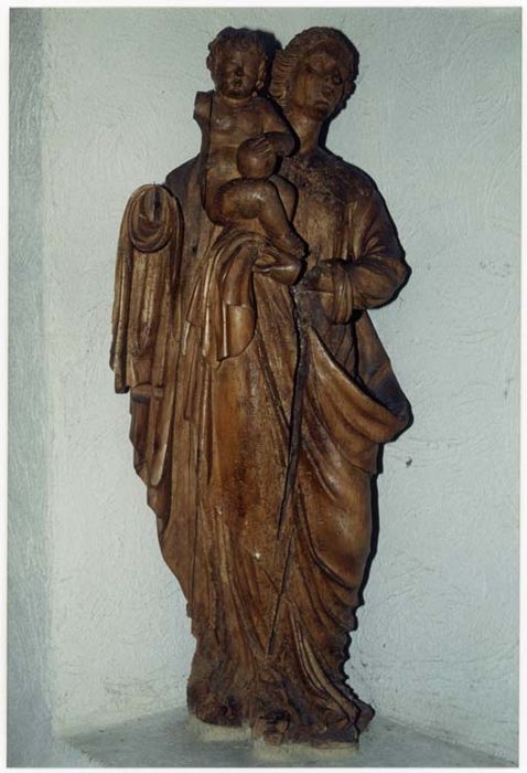 Statue : Vierge à l'Enfant