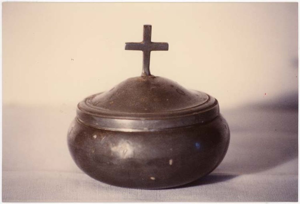 coffret aux saintes huiles - © Ministère de la Culture (France), Médiathèque du patrimoine et de la photographie, diffusion GrandPalaisRmn Photo