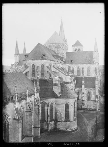 Abside et transept nord