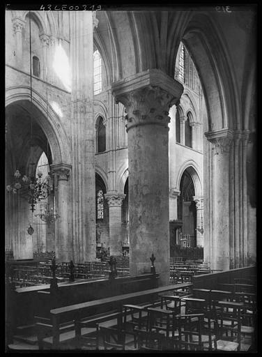 Gros pilier nef et transept