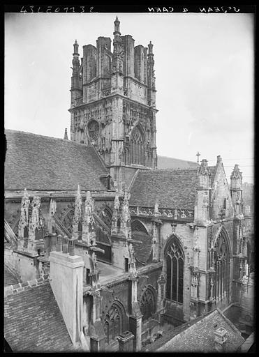 Tour et transept