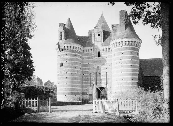 Les tours d'entrée