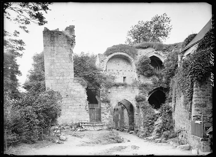 Ruines des remparts