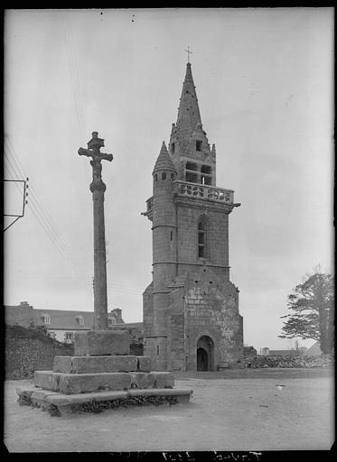 Calvaire à gauche