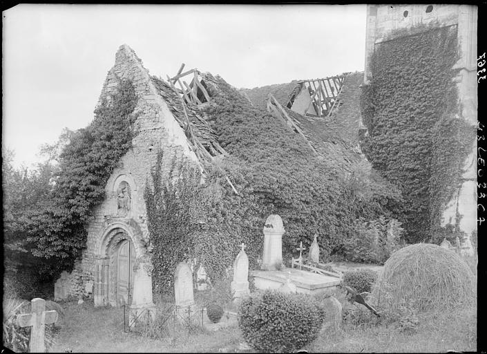 Tombes et ruine