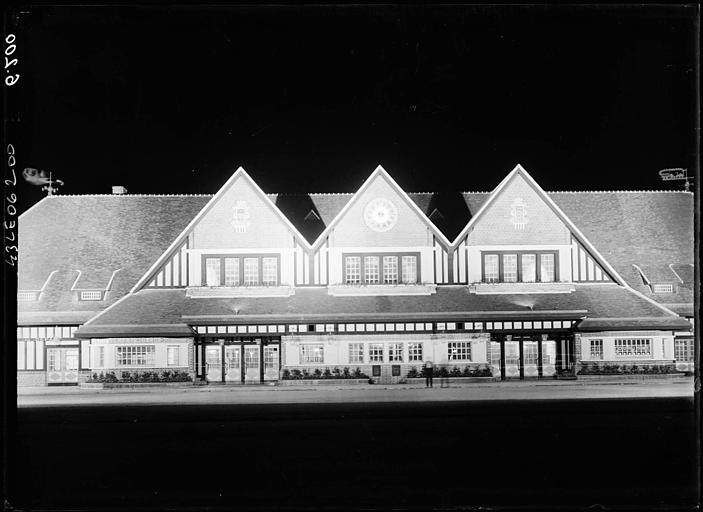 La gare de nuit