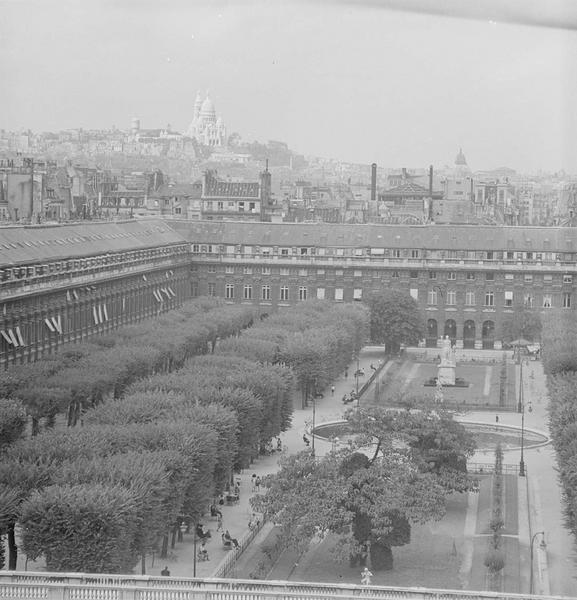 [Le Palais-Royal et son jardin]